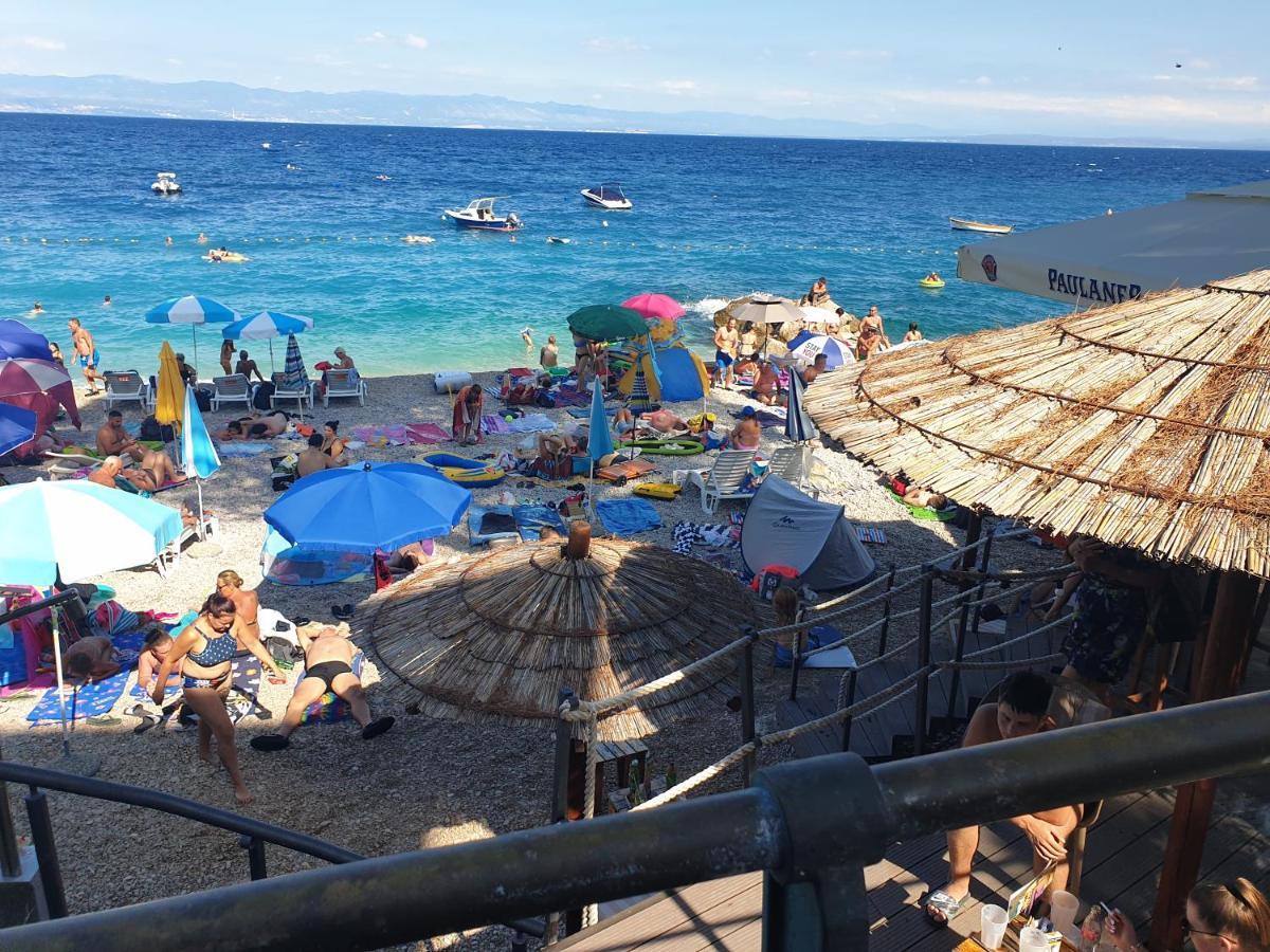 Apartment With Direct Sea View, Free Parking And Close To Beaches And Promenade Laurana Esterno foto