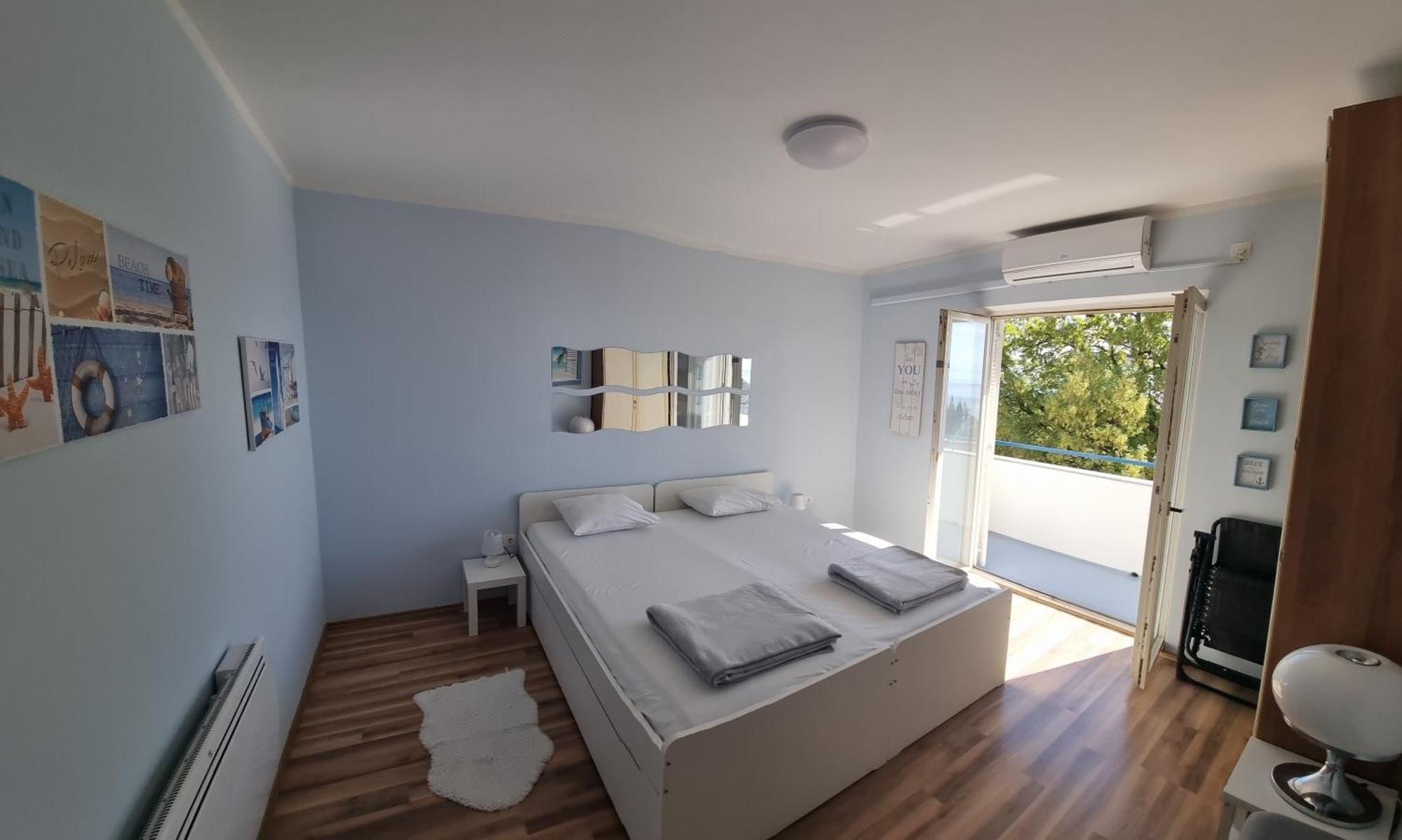 Apartment With Direct Sea View, Free Parking And Close To Beaches And Promenade Laurana Esterno foto