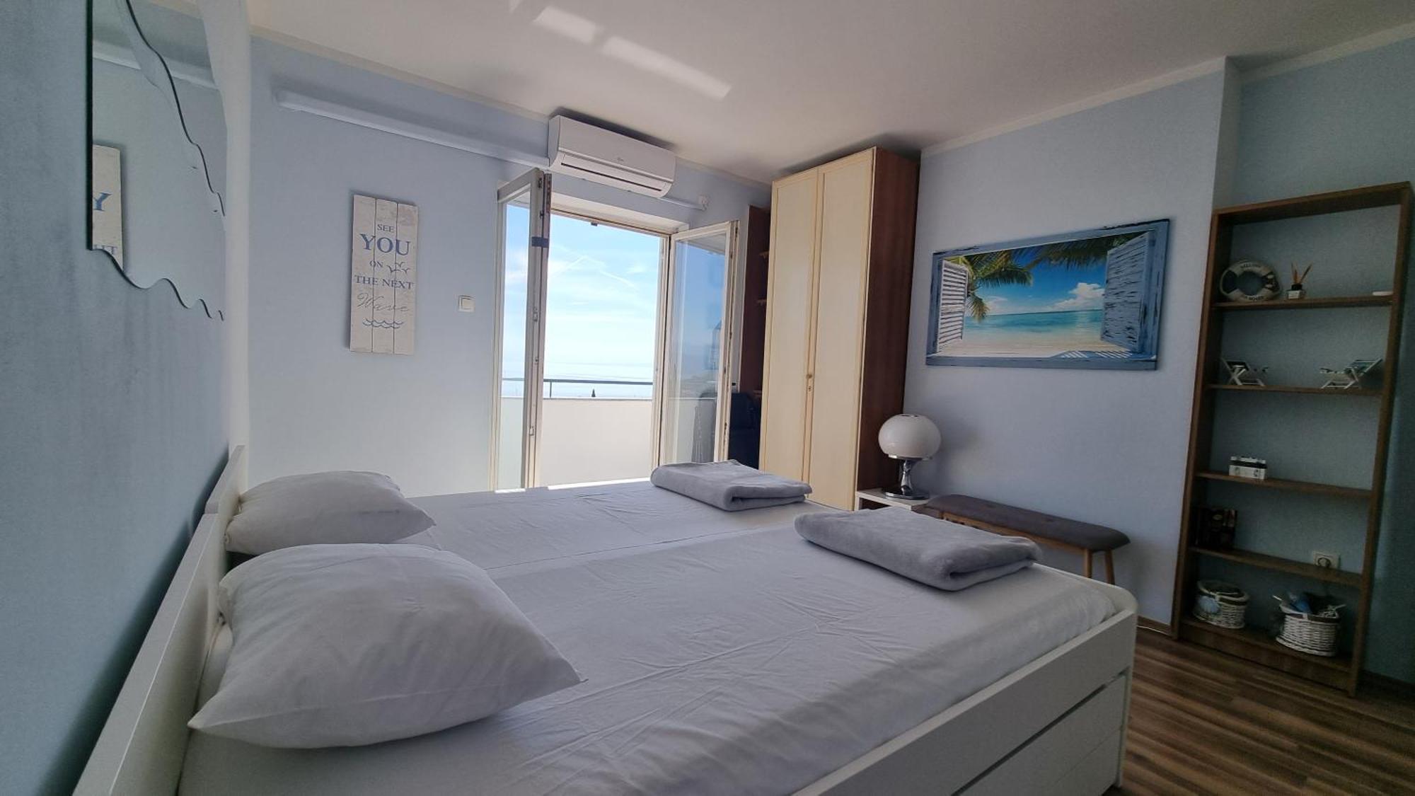 Apartment With Direct Sea View, Free Parking And Close To Beaches And Promenade Laurana Esterno foto
