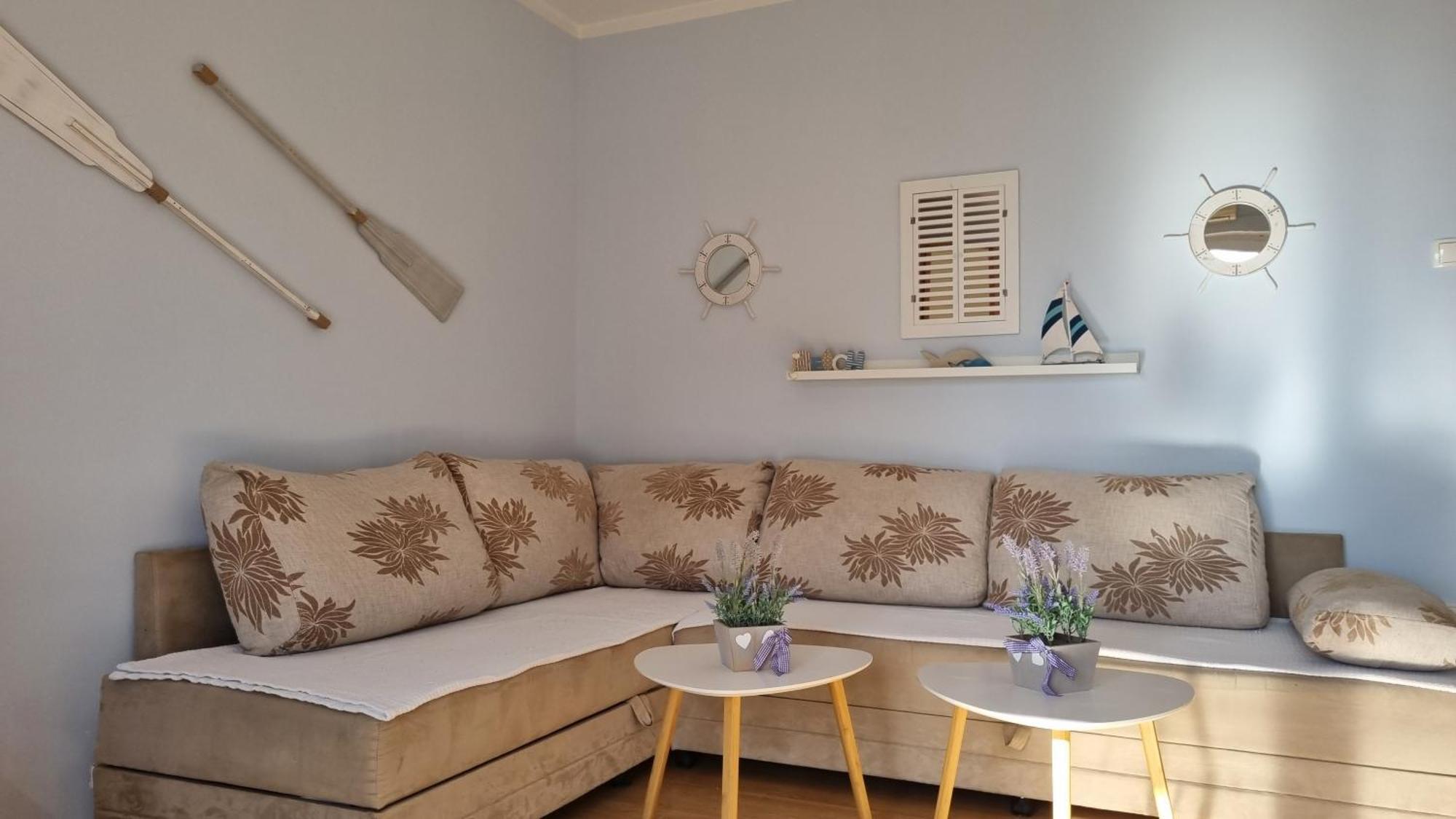 Apartment With Direct Sea View, Free Parking And Close To Beaches And Promenade Laurana Esterno foto
