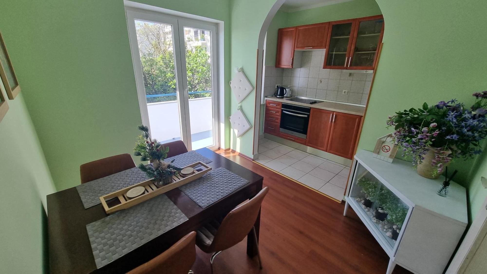 Apartment With Direct Sea View, Free Parking And Close To Beaches And Promenade Laurana Esterno foto