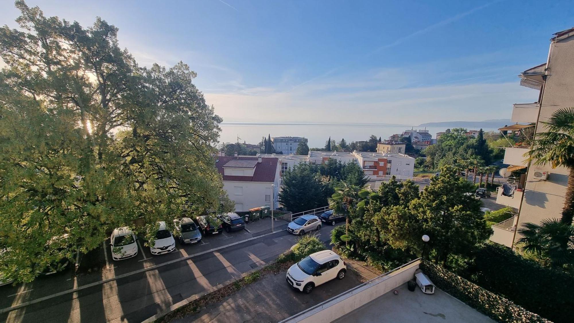 Apartment With Direct Sea View, Free Parking And Close To Beaches And Promenade Laurana Esterno foto